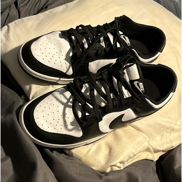 Size 13 panda dunks - Picture 4 of 5